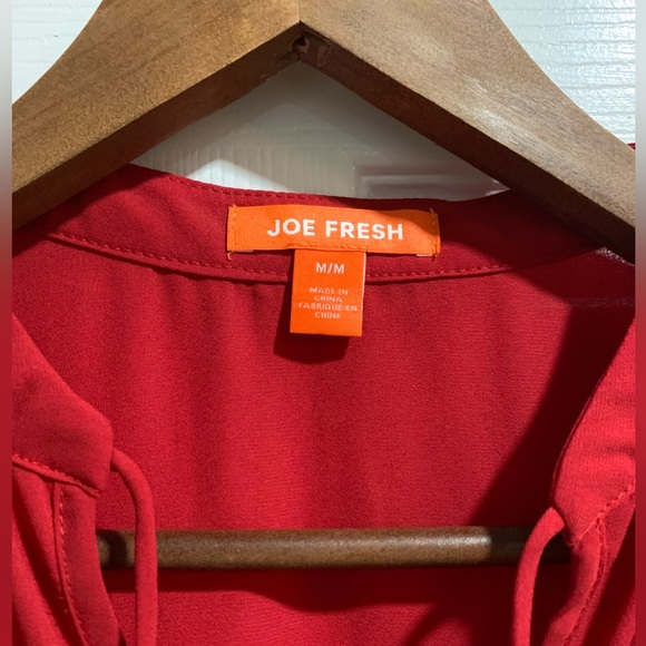 Joe Fresh red sleeveless blouse - Picture 4 of 8